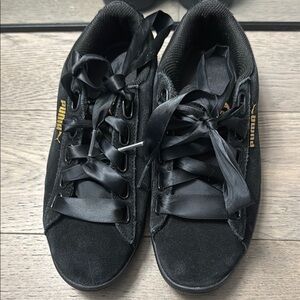 Puma Men's Black Sneakers